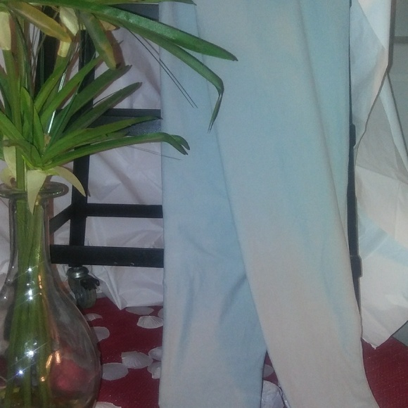 Have you ever wondered if those soft buttery LuLaR - Picture 4 of 8